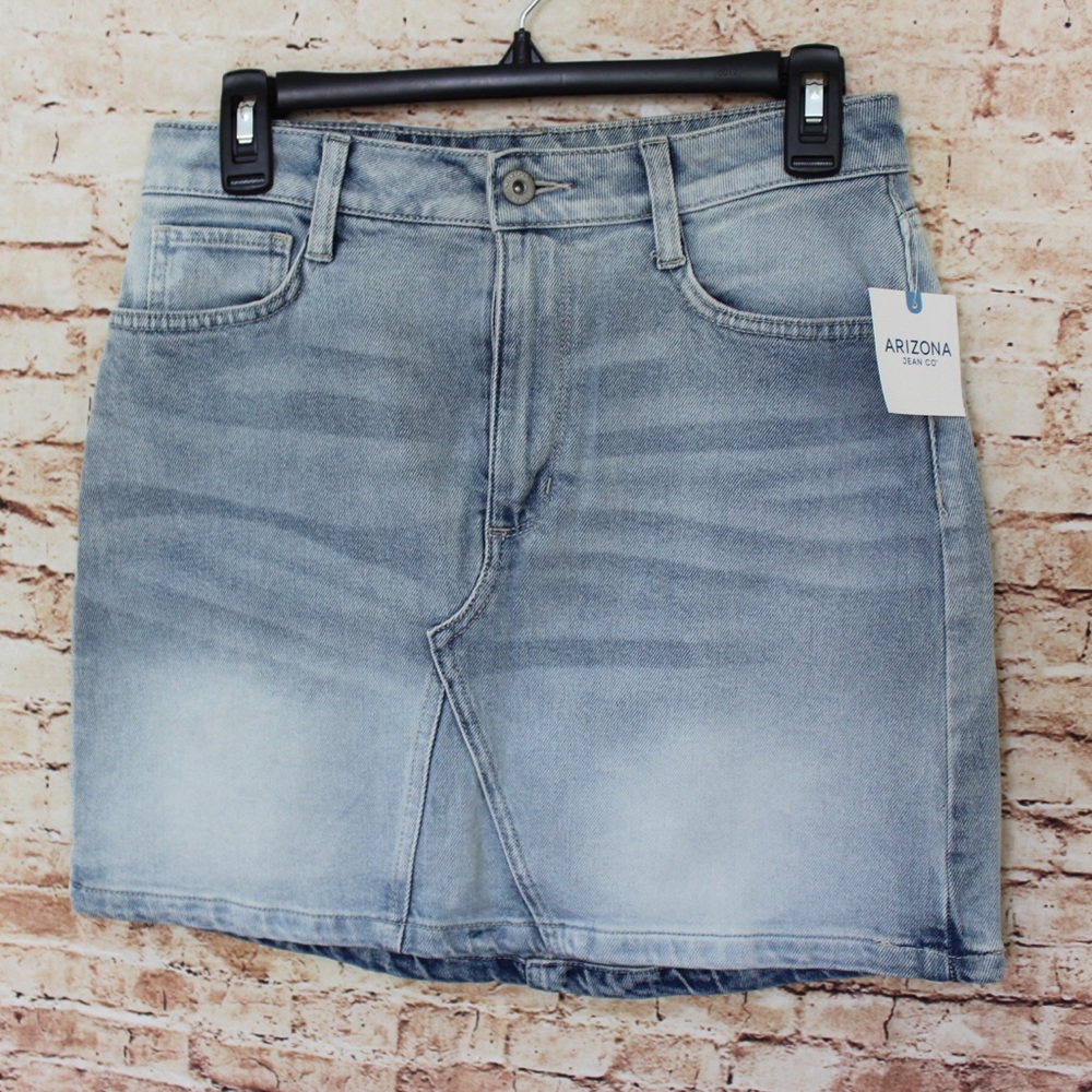 Arizona Jean Co. | mini white washed jean skirt